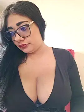 Amina--789 online show from July 4, 2026, 4:02 pm