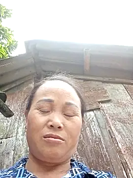 Nana-AsianWet online show from May 12, 2026, 7:38 am