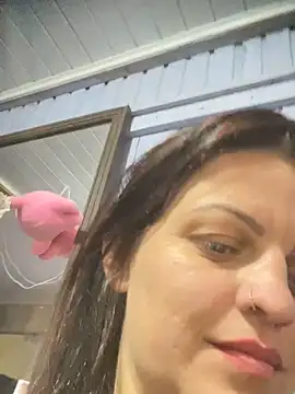 Snapshot of sweet_milenaa chatting on May 13, 2026, 5:21 pm sweet milenaa online show from May 13, 2026, 5:21 pm