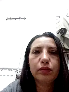 Snapshot of CarolWarren_ chatting on July 18, 2026, 11:47 am CarolWarren online show from July 18, 2026, 11:47 am