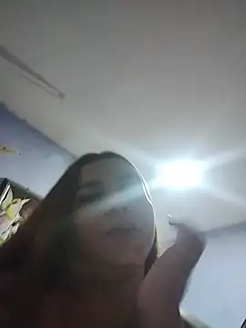 Evellynsexy online show from July 28, 2026, 6:42 pm