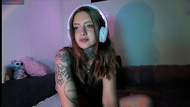 brat rebeca online show from July 15, 2026, 6:57 pm