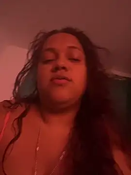 Snapshot of saramichell445734 chatting on May 27, 2026, 2:52 am saramichell445734 online show from May 27, 2026, 2:52 am
