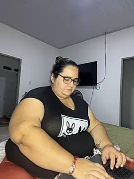 marianacooper1234 online show from May 24, 2026, 7:24 am