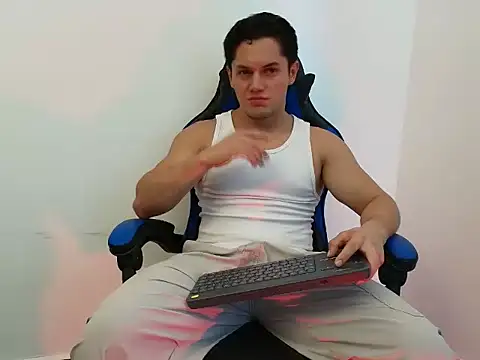 Erick Wallace online show from July 28, 2026, 7:39 pm