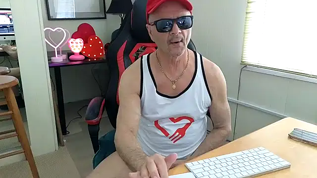 hotdadbod online show from February 15, 2025, 9:04 pm