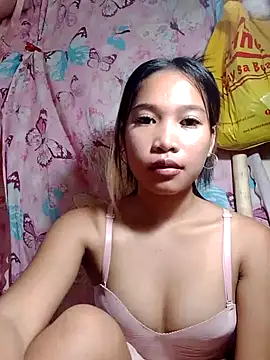 Snapshot of hottie_zaira chatting on May 30, 2026, 11:35 pm hottie zaira online show from May 30, 2026, 11:35 pm