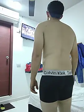 Snapshot of Alejo10051 chatting on July 7, 2026, 9:08 pm Alejo10051 online show from July 7, 2026, 9:08 pm