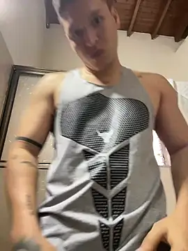 lucassimone  online show from May 30, 2026, 12:13 pm