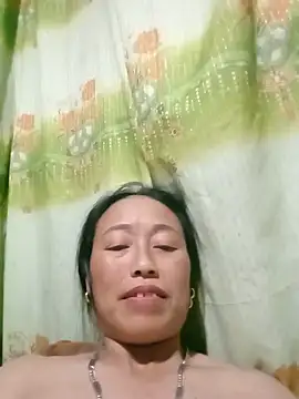 lili anhh online show from May 18, 2026, 4:24 pm