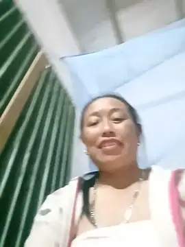 lili anhh online show from May 19, 2026, 3:07 pm