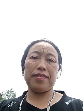lili anhh online show from May 29, 2026, 5:16 am