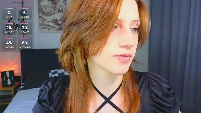 Snapshot of vampi_queen chatting on June 27, 2026, 8:36 pm vampi queen online show from June 27, 2026, 8:36 pm