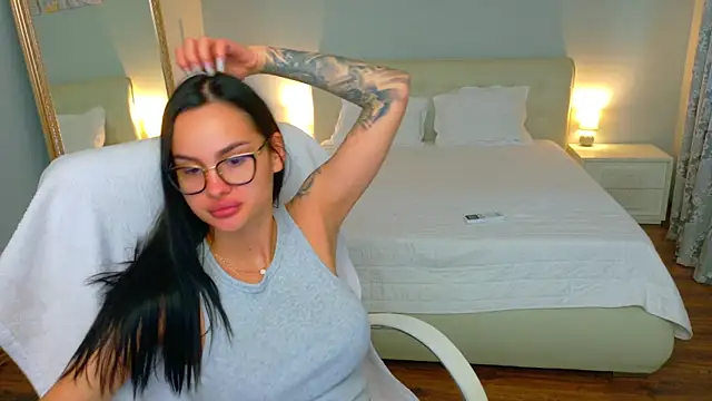 BabyyGirll  online show from July 29, 2026, 4:43 am