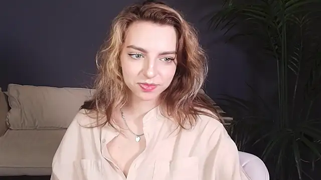 Snapshot of CherryCl0ud chatting on May 27, 2026, 2:19 am CherryCl0ud online show from May 27, 2026, 2:19 am