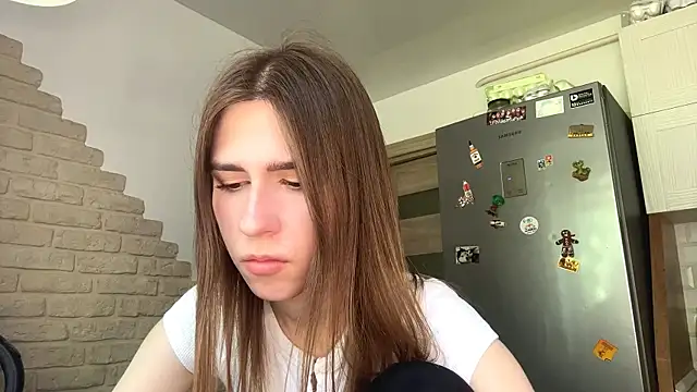 ZaraGuyette online show from May 22, 2026, 9:37 am
