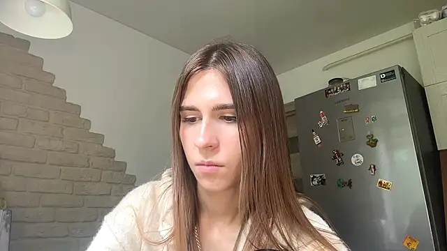 ZaraGuyette online show from July 6, 2026, 3:03 pm