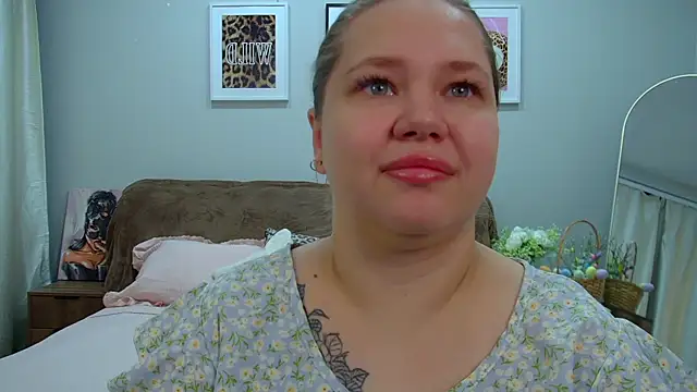 Snapshot of DianaKristol chatting on May 19, 2026, 6:31 am DianaKristol online show from May 19, 2026, 6:31 am