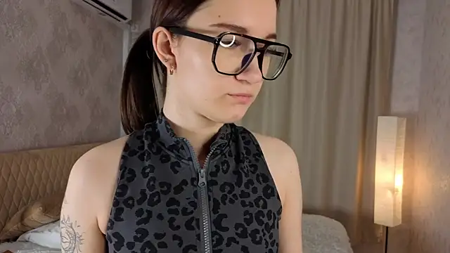 RimaRallis online show from May 27, 2026, 6:49 pm