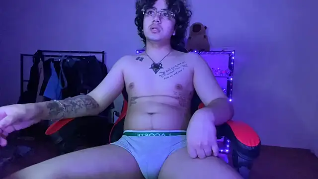 Snapshot of _ELIGOS_ chatting on June 29, 2026, 7:58 pm ELIGOS online show from June 29, 2026, 7:58 pm