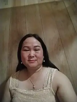 Full039 online show from May 18, 2026, 2:01 pm