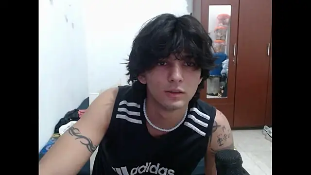 Snapshot of Archangel__ chatting on May 21, 2026, 4:08 am Archangel online show from May 21, 2026, 4:08 am