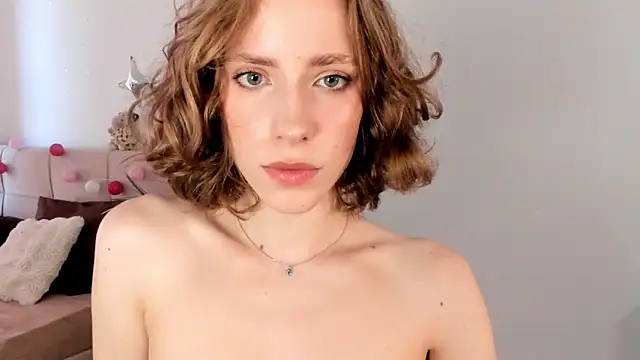 Snapshot of imogensy chatting on May 29, 2026, 2:04 pm imogensy online show from May 29, 2026, 2:04 pm