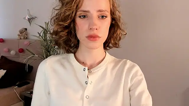 Snapshot of imogensy chatting on May 30, 2026, 2:14 pm imogensy online show from May 30, 2026, 2:14 pm