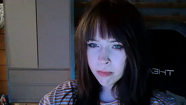 Snapshot of NoirEva chatting on May 22, 2026, 5:29 pm NoirEva online show from May 22, 2026, 5:29 pm