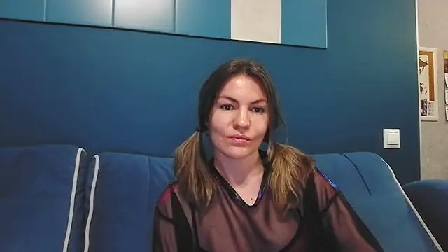 Snapshot of Margarett chatting on May 12, 2026, 6:38 pm Margarett online show from May 12, 2026, 6:38 pm