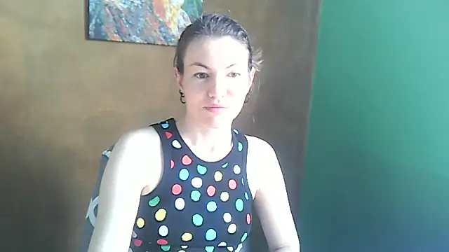 Snapshot of Margarett chatting on May 16, 2026, 9:28 am Margarett online show from May 16, 2026, 9:28 am