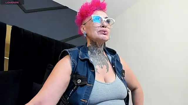 mistress sandy online show from July 11, 2026, 8:55 pm