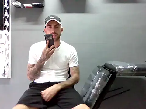 Adancarter online show from July 27, 2026, 9:33 pm