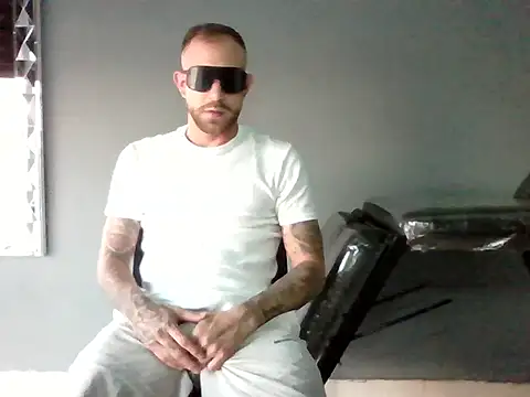 Adancarter online show from July 28, 2026, 8:45 pm