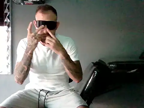 Adancarter online show from July 28, 2026, 8:52 pm