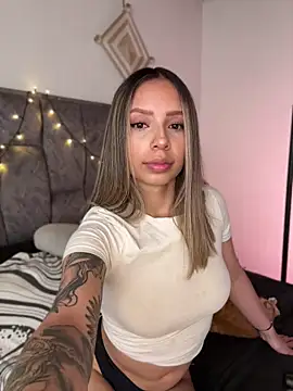 Snapshot of soy_salome_ chatting on June 11, 2026, 4:05 pm soy salome online show from June 11, 2026, 4:05 pm