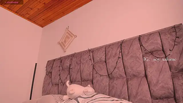 Snapshot of soy_salome_ chatting on July 6, 2026, 8:11 pm soy salome online show from July 6, 2026, 8:11 pm