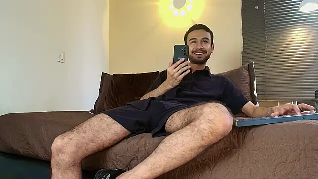 AxelClark S online show from May 27, 2026, 6:27 pm