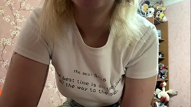 cloudcheek online show from May 14, 2026, 7:37 am