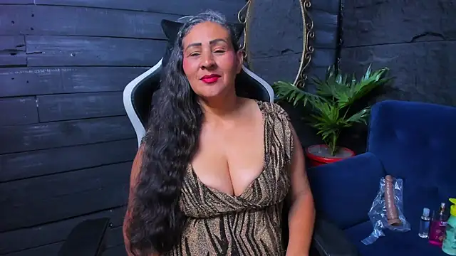 Victoria kyler online show from May 27, 2026, 3:14 am
