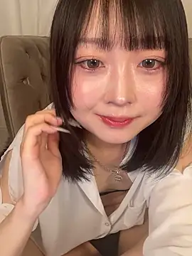 Snapshot of yu_nya chatting on May 20, 2026, 4:18 am yu nya online show from May 20, 2026, 4:18 am