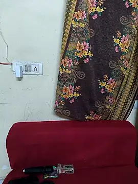 Snapshot of Ruhani_ chatting on June 7, 2026, 6:55 pm Ruhani online show from June 7, 2026, 6:55 pm