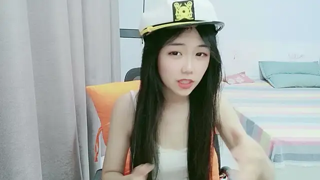 xiaoxiaoyu030 online show from July 16, 2026, 9:37 am