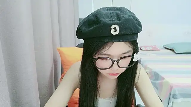 xiaoxiaoyu030 online show from July 21, 2026, 8:49 am