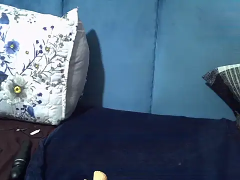Queenleahx online show from May 26, 2026, 6:09 am