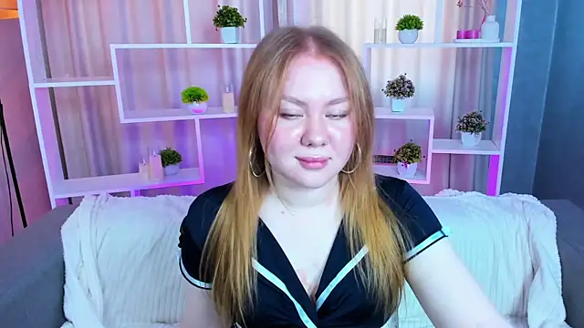 AlexaaBee online show from May 16, 2026, 8:11 am