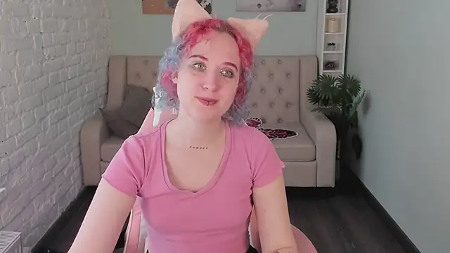 ScarlettSparkss online show from May 16, 2026, 5:26 am