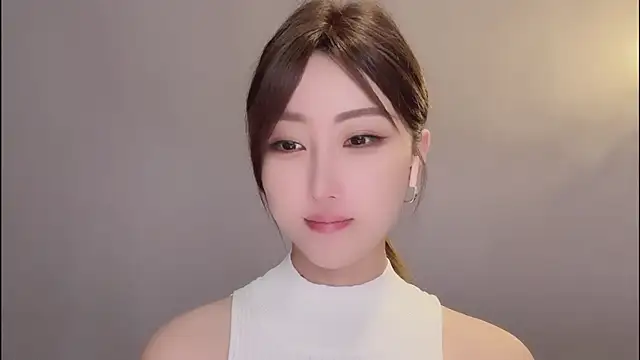 Aner333 online show from July 20, 2026, 10:39 am