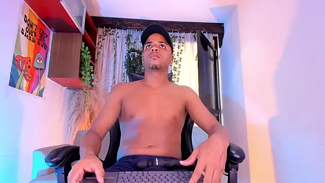 TaylorClay  online show from May 24, 2026, 3:50 pm