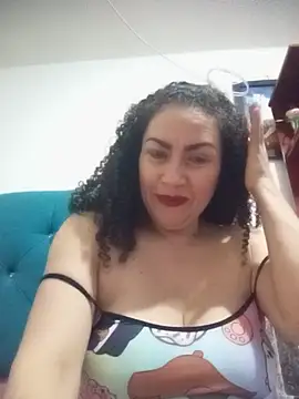 paulett15 online show from July 26, 2026, 11:33 pm